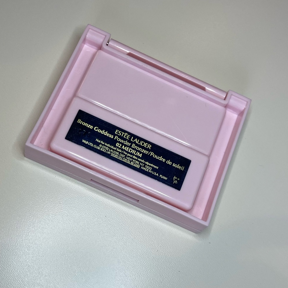 NEW! Estée Lauder featuring artist R. Toledo Bronze Goddess Powder Bronzer - Picture 5 of 5